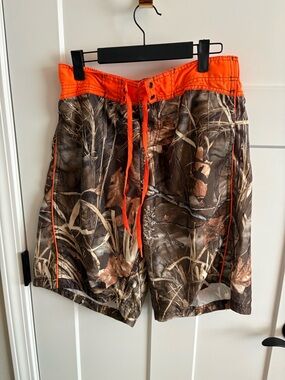 Men's Realtree Camouflage Board Shorts Swim Trunks with Orange Trim, Medium